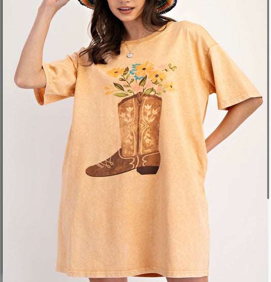 Boots & Bloom Tee Dress +Curvy