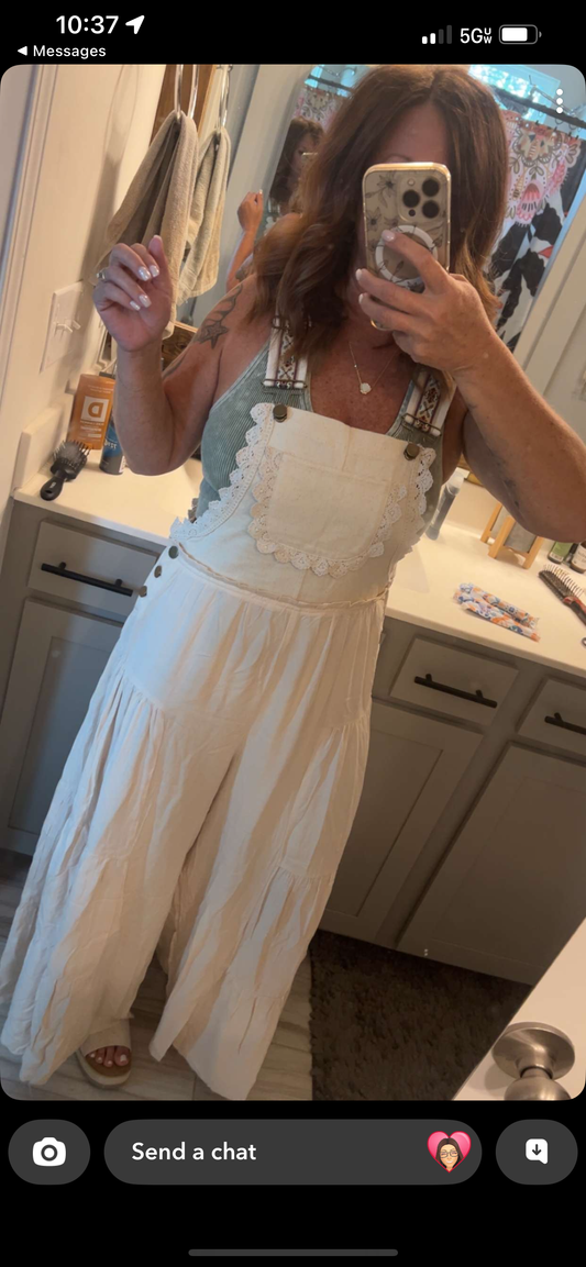 Free falling jumpsuit