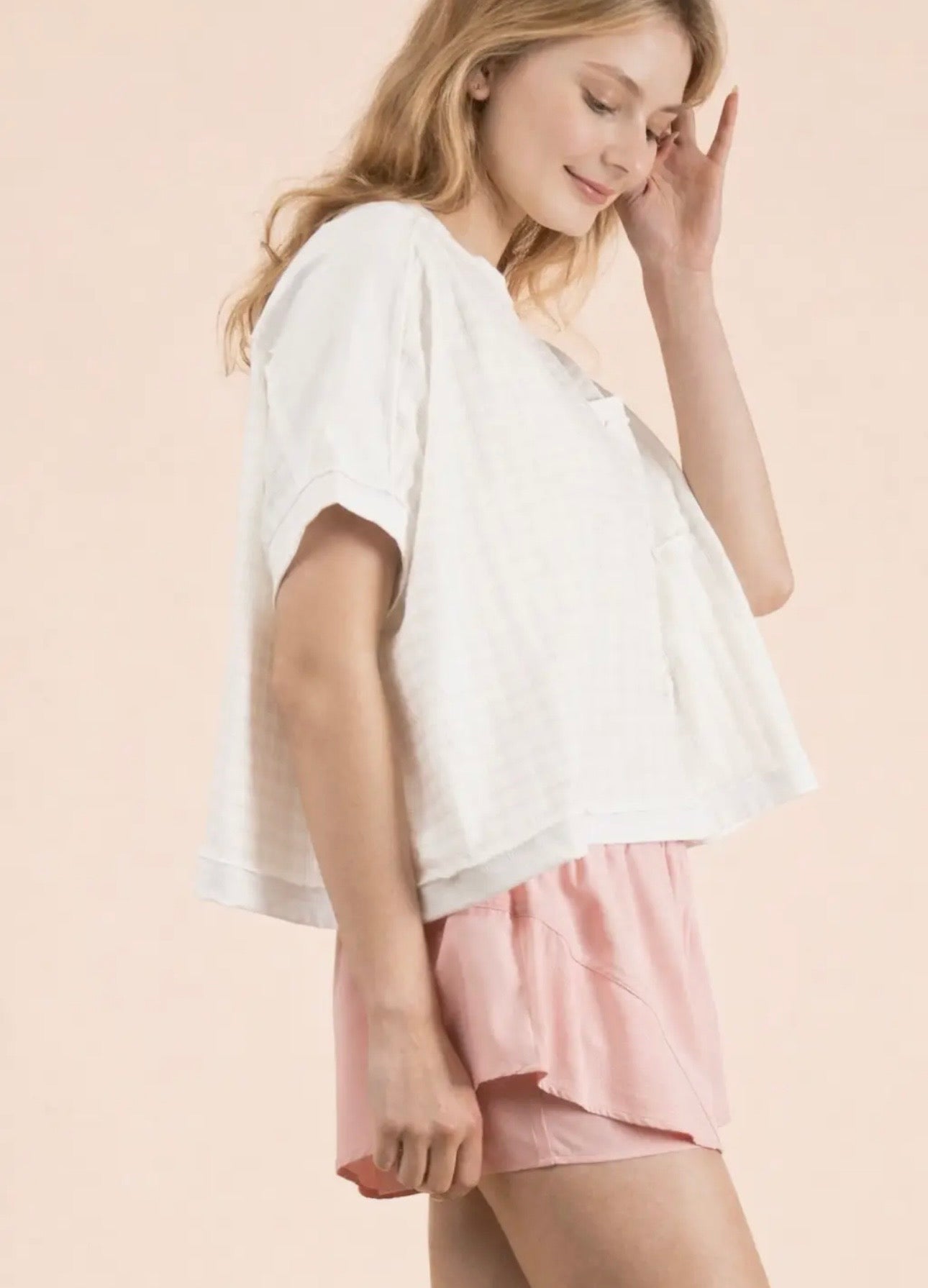 Pretty In White Top + Curvy