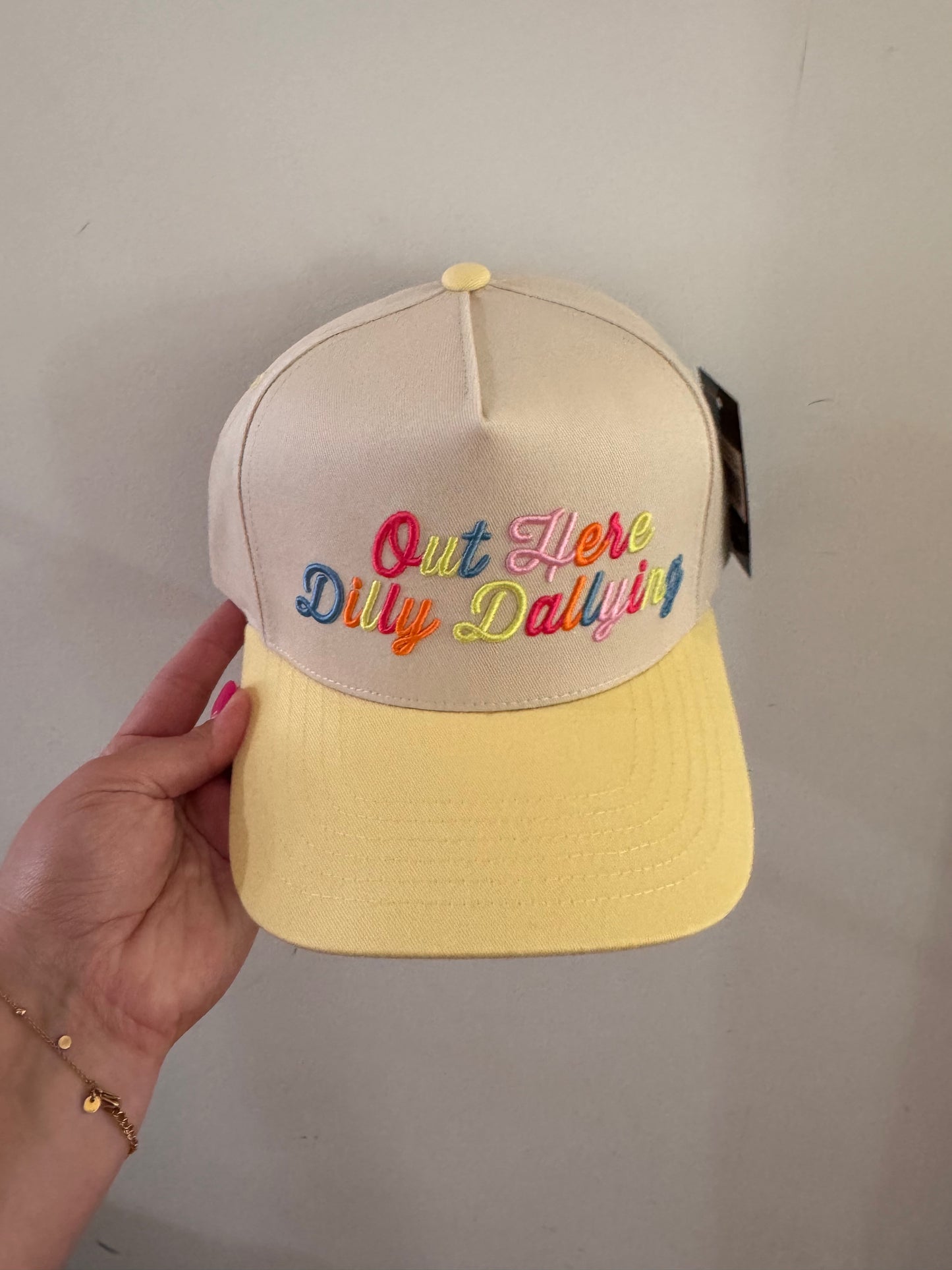 Out Here Dilly Dallying Hat